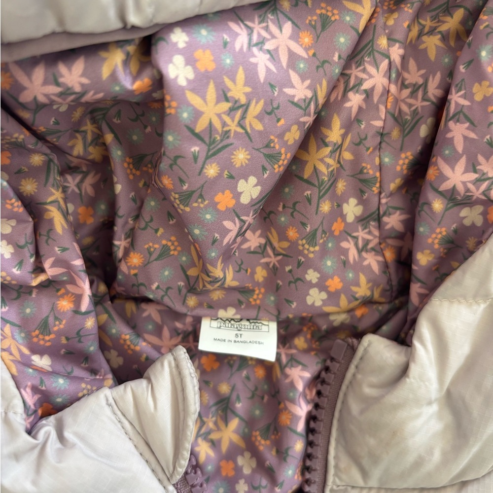 Patagonia Kid’s Reversible Down Jacket - Picture 4 of 9